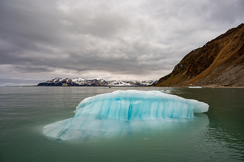 Fjortende Julibukta, Photo_ Stephen Bradley-w